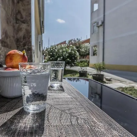Trojanovic Apartments Tivat Exterior photo